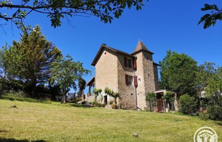 G&icirc;te n&deg;19G5498 Beaulieu-sur-Dordogne - Corr&egrave;ze - photo