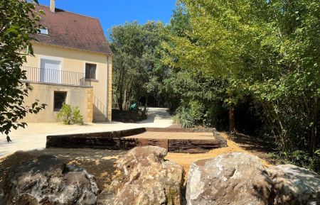G&icirc;te n&deg;24G10119 Les Eyzies - Dordogne - photo