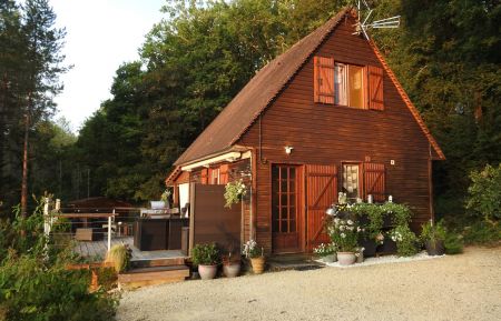 Cabane en bois24G616002 Saint-Pompon - Dordogne - Joli chalet dans les bois