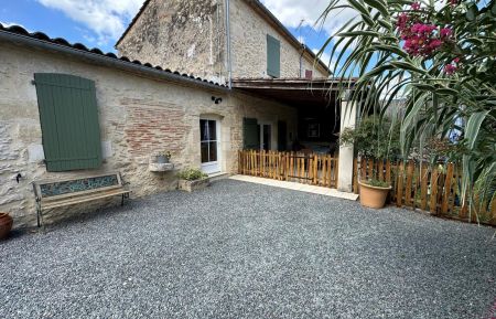 G&icirc;te n&deg;G2113 Illats - Gironde - photo