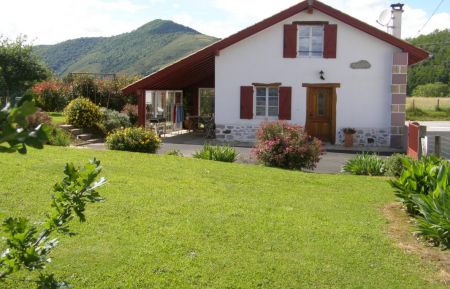 G&icirc;te n&deg;G131094 Saint-Jean-le-Vieux - Pyr&eacute;n&eacute;es-Atlantiques - photo