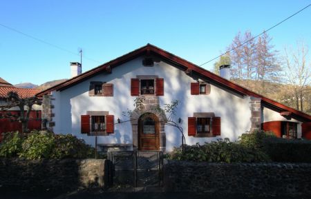 G&icirc;te n&deg;G131023 Saint-Jean-Pied-de-Port - Pyr&eacute;n&eacute;es-Atlantiques - photo