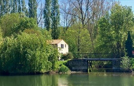 G&icirc;te n&deg;236 Le Vanneau-Irleau - Deux-S&egrave;vres - photo