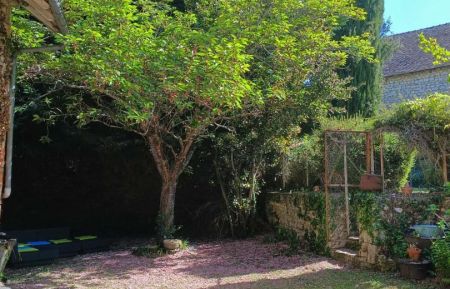 G&icirc;te n&deg;86G1302 Vicq-sur-Gartempe - Vienne - Jardin du bas