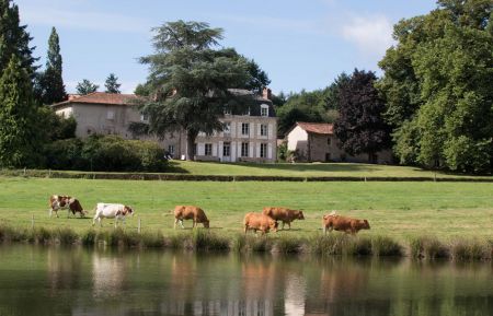 Chambre d'h&ocirc;tes n&deg;87G5714 Roy&egrave;res - Haute-Vienne - Le Masbareau, Chambres et Table d'H&ocirc;tes de Charme 87400 St L&eacute;onard-de-Noblat, Haute-Vienne, Nouvelle-Aquitaine, Limousin